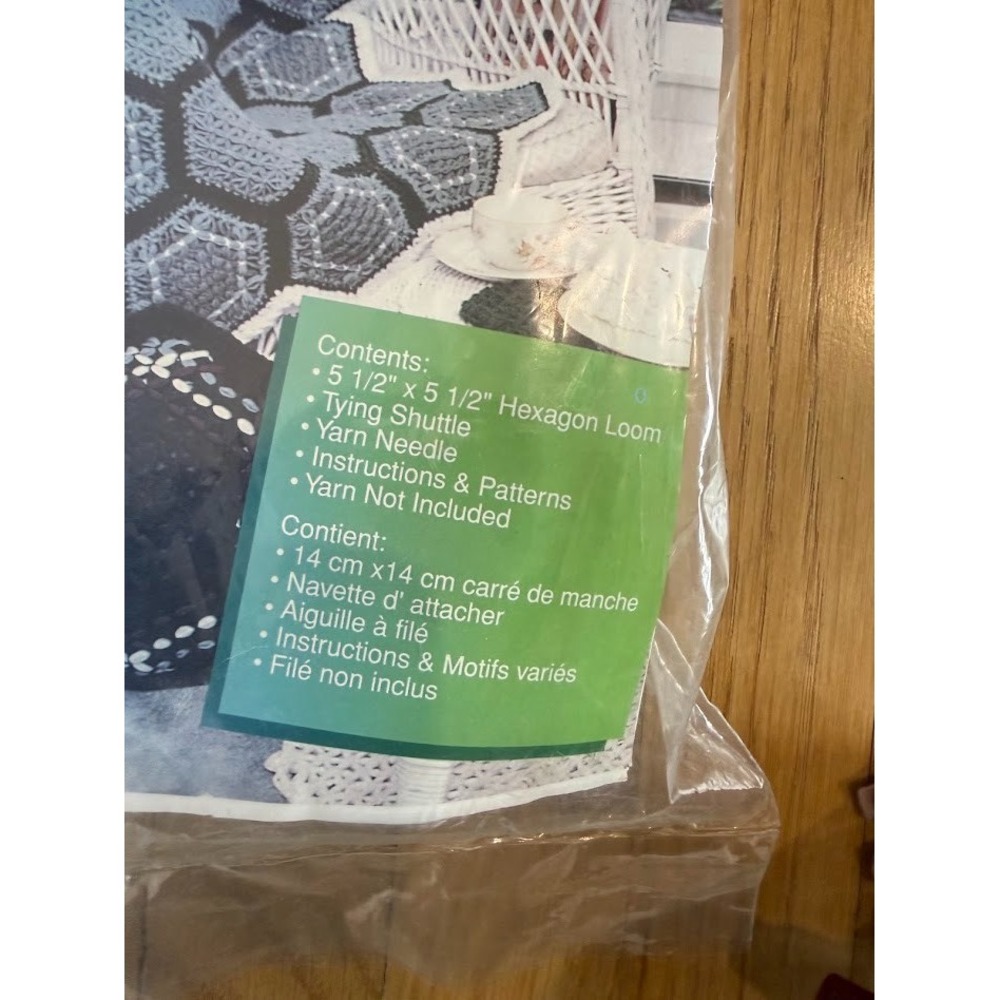 Vintage Craft House Hexagon Shaped Lap Loom Set Weaving SEALED New in Package - Picture 3 of 7
